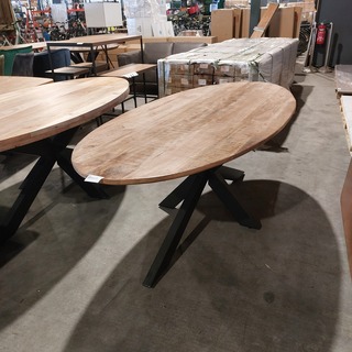 Eettafel - ovaal - 210x100 cm