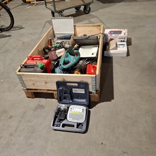 Partij divers gereedschap , O.a. Makita, Bosch, Hitachi