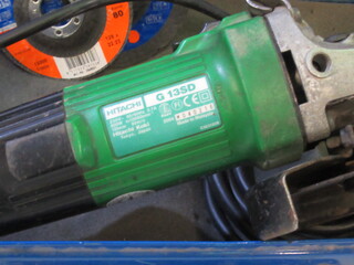 Haakse slijper Hitachi, G13SD