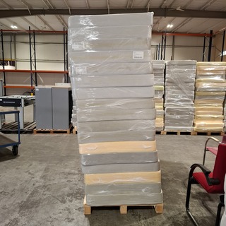 Ca. 68x Matras zonder hoes