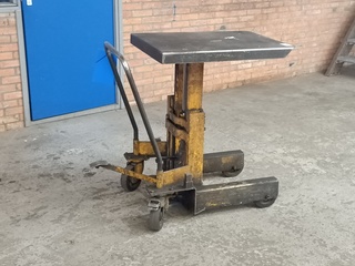 Hydraulische heftafel, Genkinger, draag gewicht 600 kg, 1981