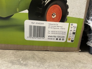 Claas traptractor met aanhanger Falk