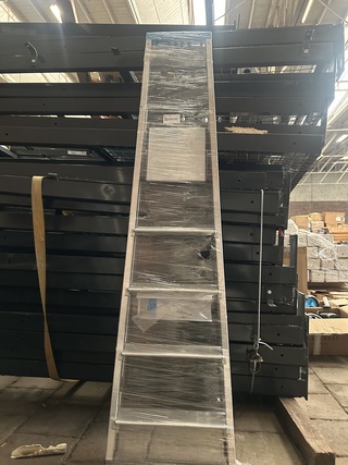 Huishoudtrap/geribbelde staande sportladder 5 treden Zarges, Nova S 42