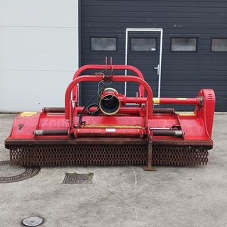 Klepelmaaier Stepping m, rood