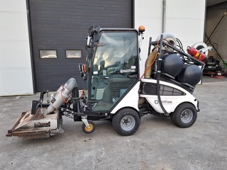 Werktuigdrager met onkruidbrander, Nilfisk, FV2250, 2017