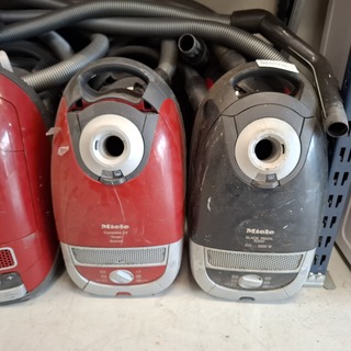 Ca. 20x Stofzuiger, Miele