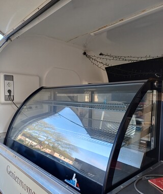 Koelvitrine Groot, Grijs / Chroom, 2020