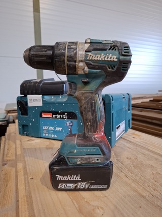 Accu boormachine   Makita, DHP484  , bouwjaar 2021