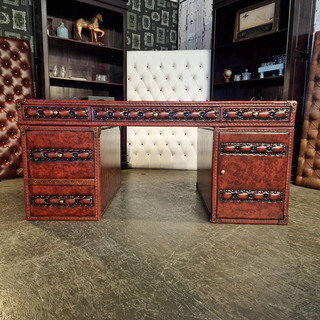 Bureau Chesterfield, Dunnings, bruin