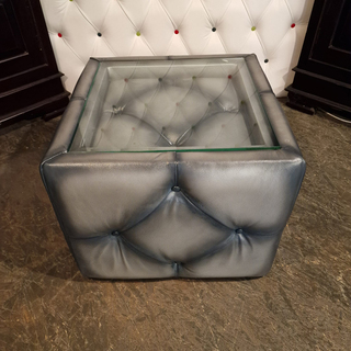 Bijzettafel Chesterfield, Chesterfield, zilver