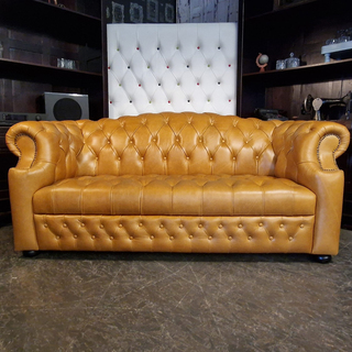 3-Zits Bank Chesterfield, Stamford, oranje