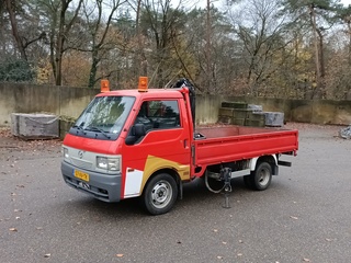 Bedrijfsauto openlaadbak, Mazda, E2200 Pick-Up met laadkraan Hiab 008T