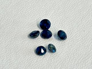 Saffier – Rond geslepen natuurlijke saffieren van 1.03 carat