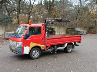 Bedrijfsauto openlaadbak, Mazda, E2200 Pick-Up met laadkraan Hiab 008T