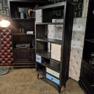 Kast Chesterfield, Chesterfield, meerkleurig