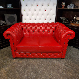 2-Zits Bank Chesterfield, Brighton, rood