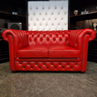 2-Zits Bank Chesterfield, Brighton, rood