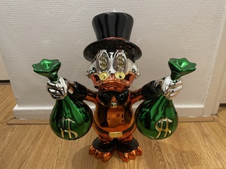 Dagobert Duck sculptuur Naor26