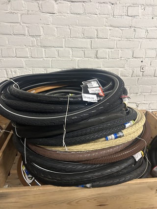 Ca. 85x Diverse fietsbanden, buitenbanden, W.o. Continental, Schwalbe,