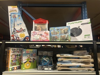 Ca. 13x Divers speelgoed w.o. step, puzzel, schommels, W.o. Disney Jun