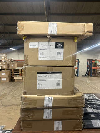 6x Diversen w.o. pizza ring sets en accessoires voor vuurtafel