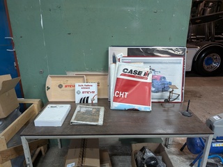 Diverse vnl. posters, diverse Case en Steyr