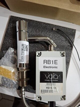 Fonteinkraan Vola, elektronisch, chroom