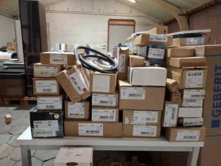 Assortiment Hotbath accessoires en toebehoren