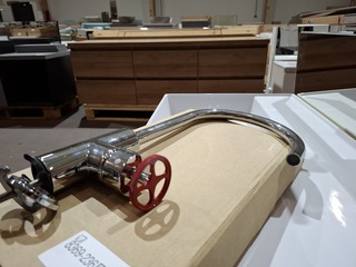 Wastafelkraan VT wonen, brandkraan, rood/chroom