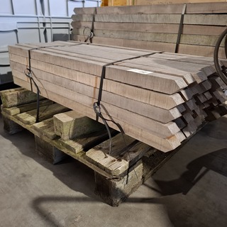 ca.150x  palen Massaranduba