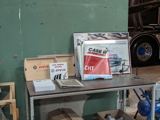 Diverse vnl. posters, diverse Case en Steyr