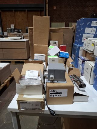 Partij diverse verwarmingsdelen