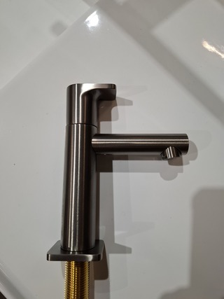 Fonteinkraan Hotbath, gun metal