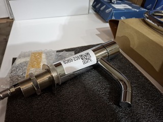 Fonteinkraan Vola, elektronisch, chroom