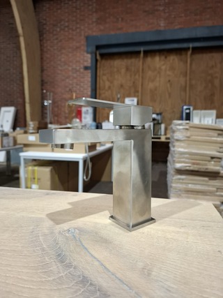 2x  Wastafelkraan rvs