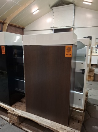 Fonteinmeubel Young, wengé