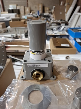 2x Stopkraan Brauer, inbouw, rvs geborsteld