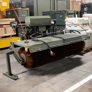 Rolbezem met tank en diverse onderdelen, Nido, HF-25-DS, 1987