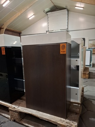 Fonteinmeubel wengé