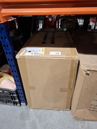 Krabpaal kat / kitten, 2025