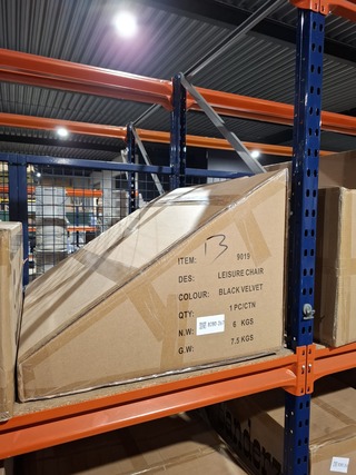 Lounge chair black velvet gold, Zwart, 2025