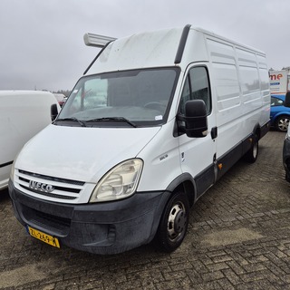 Bedrijfswagen Iveco, 35C15V, wit, bouwjaar 2008