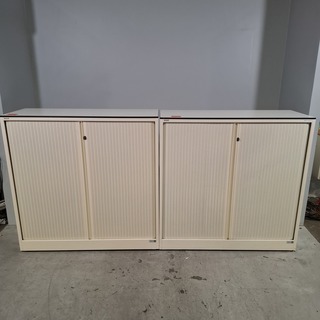 2x Jaloeziekast, Ahrend