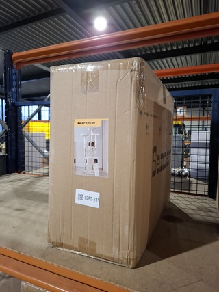 Krabpaal kat / kitten, 2025