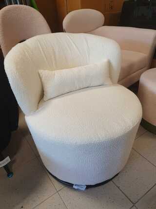 Sofa chair wit boucle draaibaar, 2025