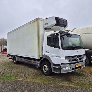 Vrachtwagen Mercedes-Benz, n.v.t., bouwjaar 2011