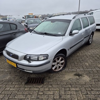 Personenauto Volvo, V70, grijs