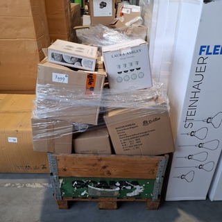 Partij porseleinen servies O.a. Laura Asley en Dutch Rosé