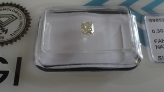 Natural diamond | 0.30ct ( IGI Gecertificeerd )