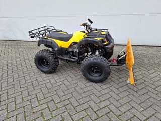Sneeuwschuiver Quad